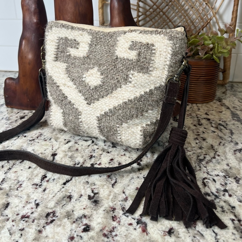 Woven Gray & Cream Crossbody Bag with Tassel